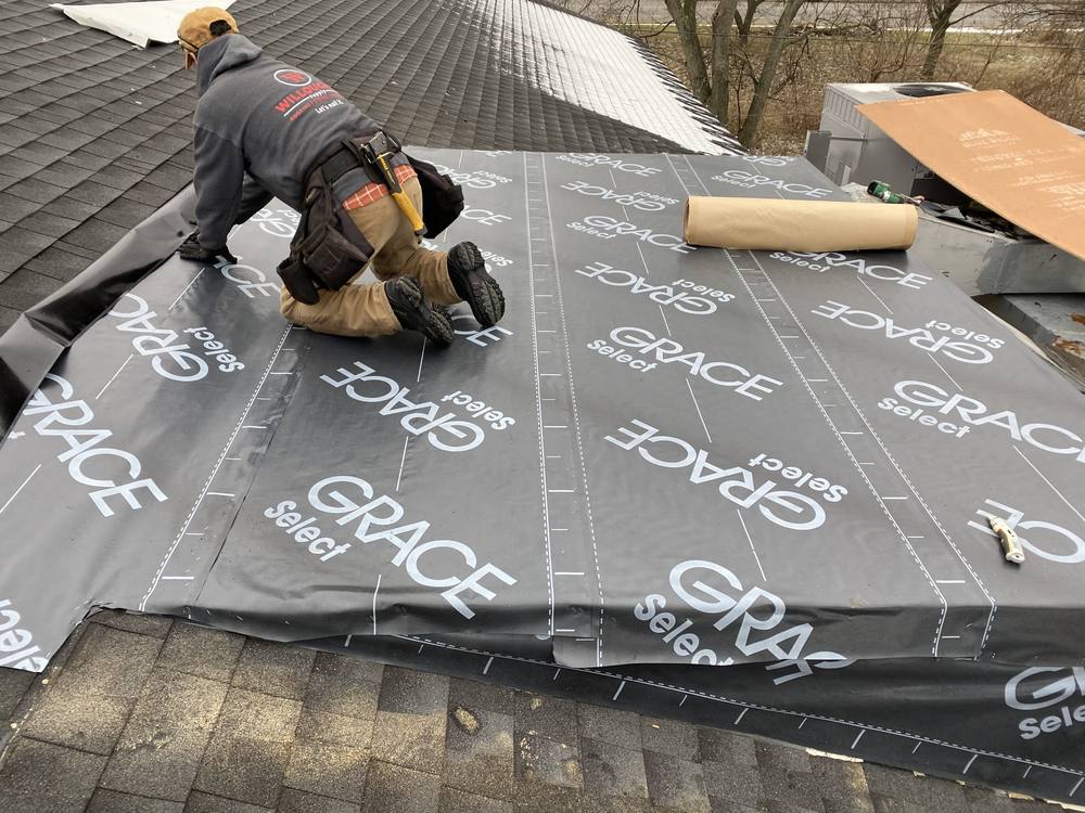 EPDM Flat Section on a Shingle Roof in West Michigan — photo 4 of 7