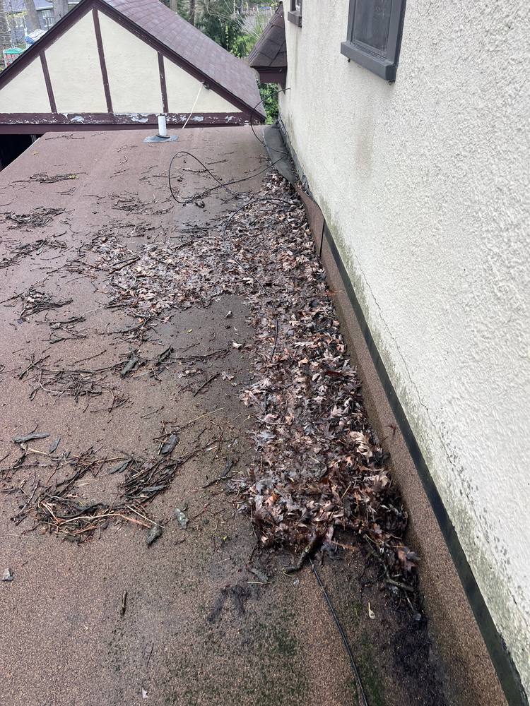Flat Roof-to-Wall Repair in West Michigan — photo 1 of 20