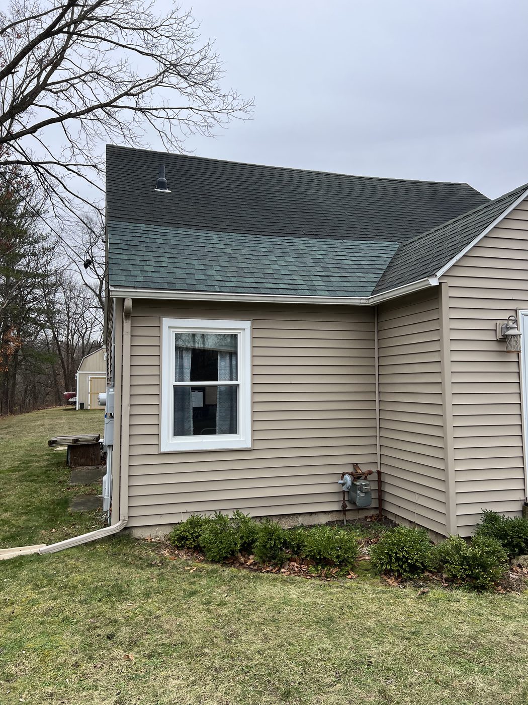 Pitch Intersection and Eave Edge Repair in West Michigan