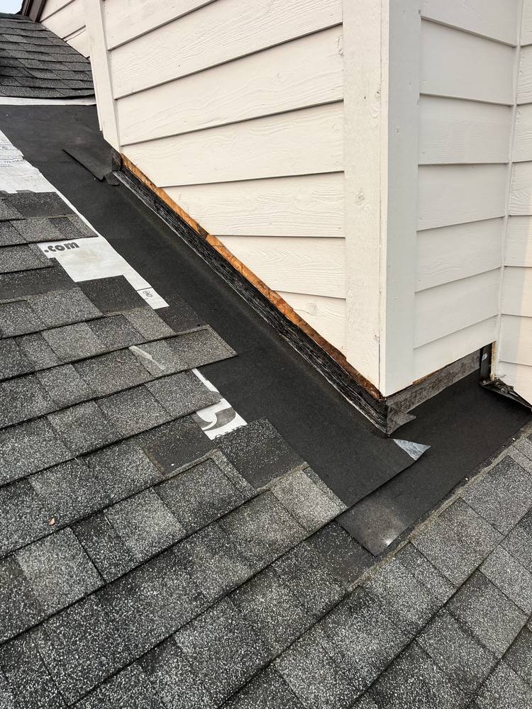 Sidewall Flashing Repair in West Michigan — photo 11 of 16
