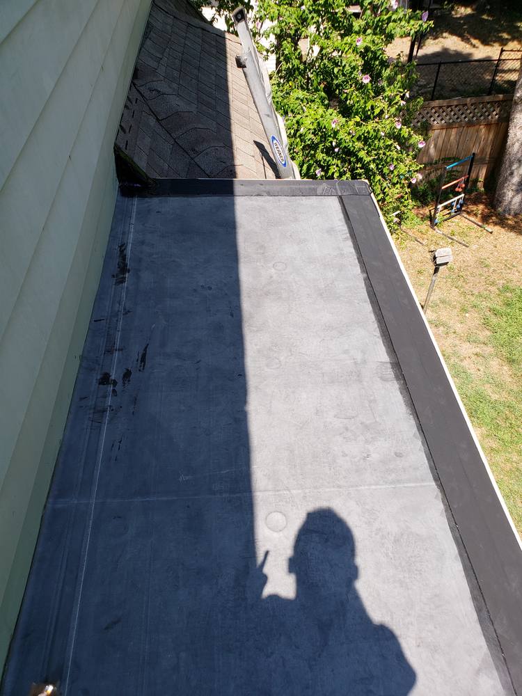 Small EPDM Rubber Roof in West Michigan — photo 10 of 11